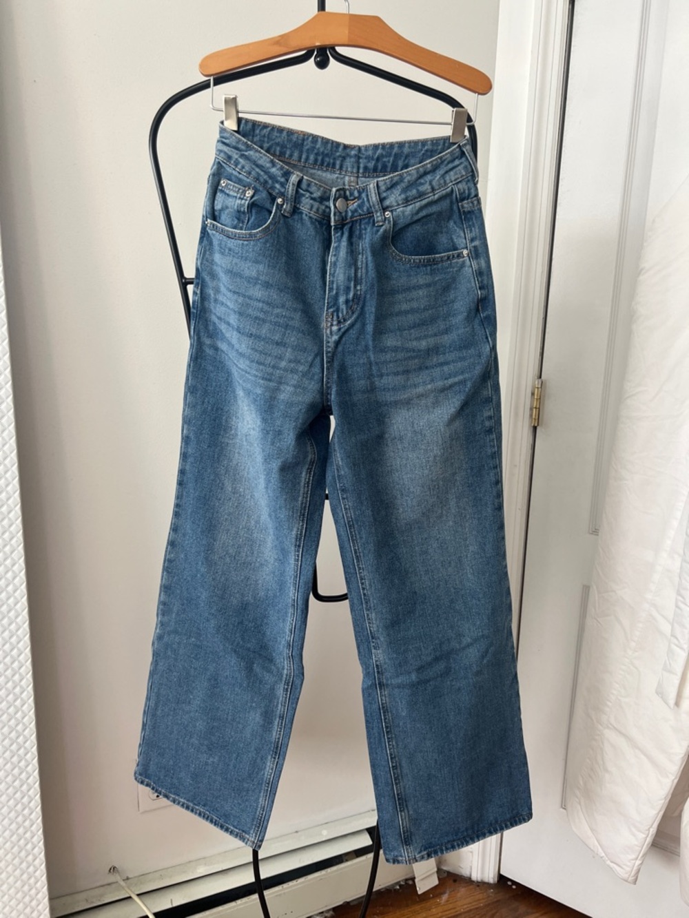 HDLTE Light Wash wide leg Jean - XS